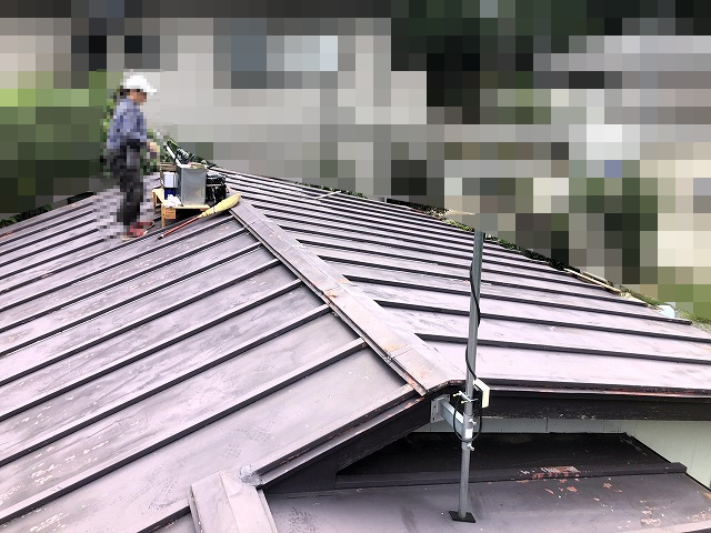 トタン屋根塗装はケレンを丁寧にすると長持ちする