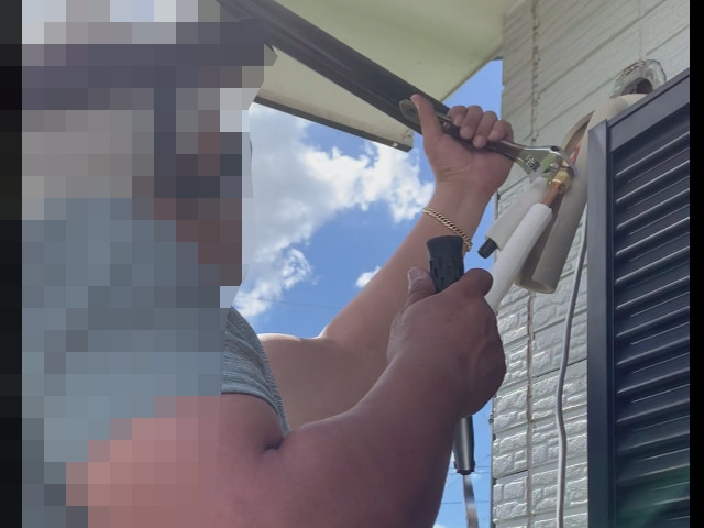 エアコンDIYで配管ナットをなめる原因｜初心者がやりがちな3つのミス